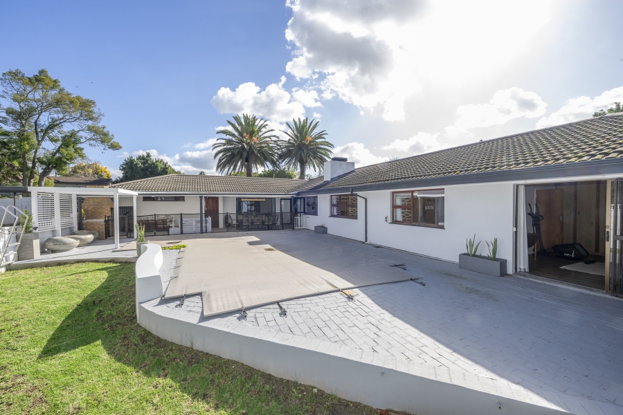5 Bedroom Property for Sale in Eversdal Western Cape
